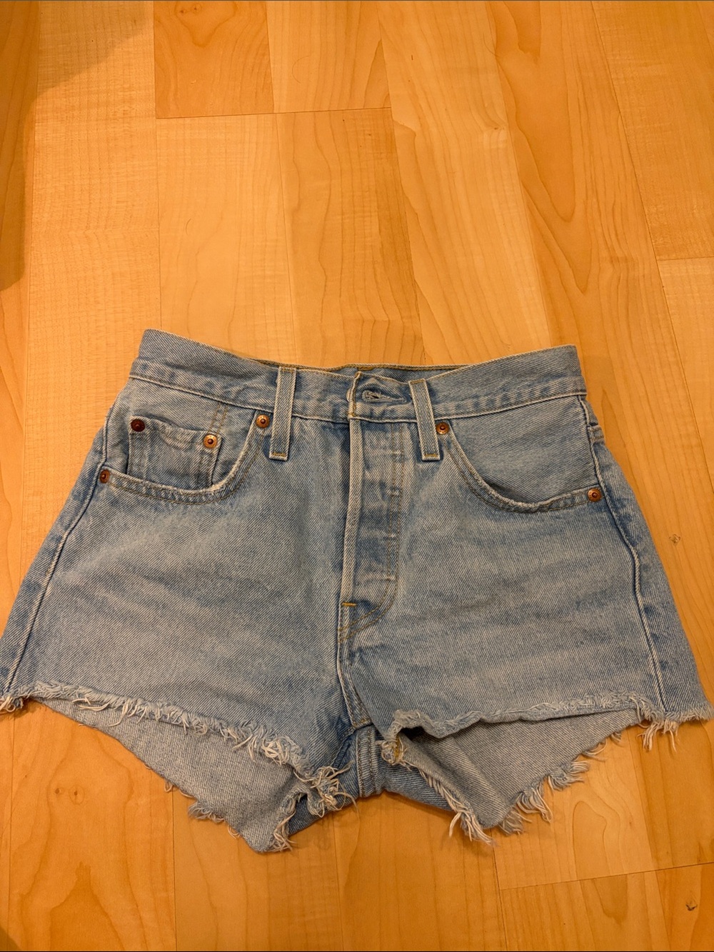 Levi's Light Wash High-Rise Cutoff Denim Shorts Size 24